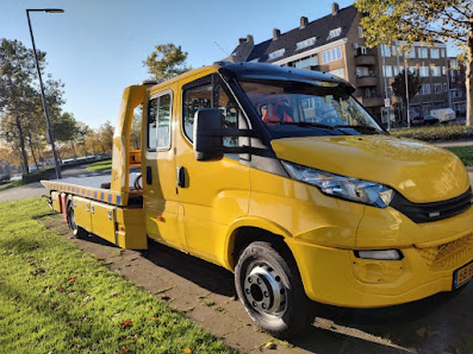 Garage Aktif Rotterdam | Sleepdienst Rotterdam Auto laten Wegslepen | Sleepdienst | Takelwagen APK Keuringen