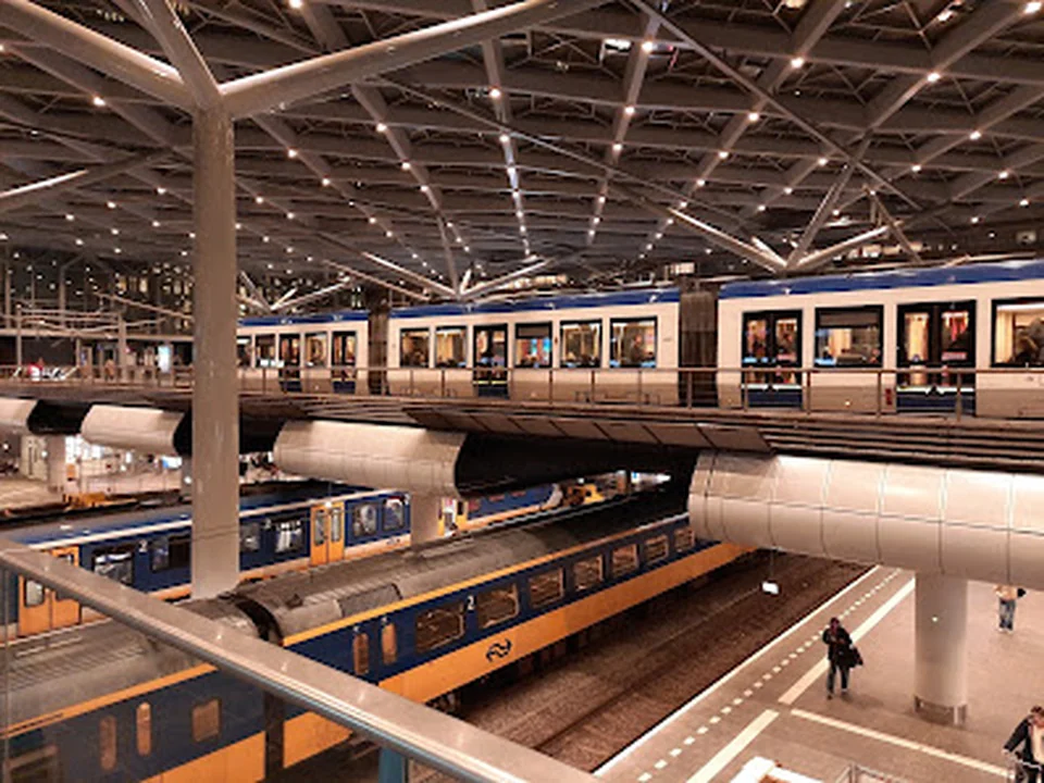 Den Haag Centraal, Rotterdam
