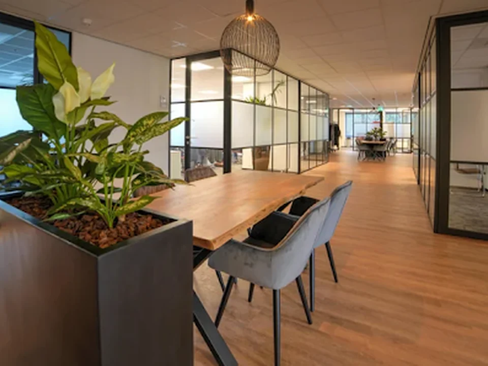 Achieve, Rotterdam