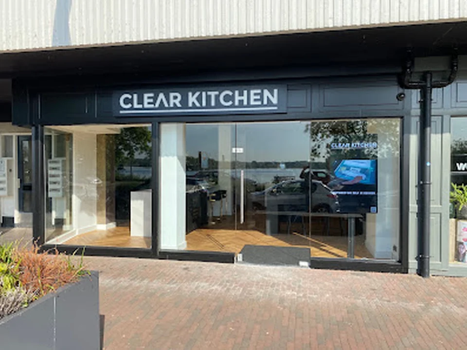 Clear Kitchen Rotterdam (Keukenstudio)