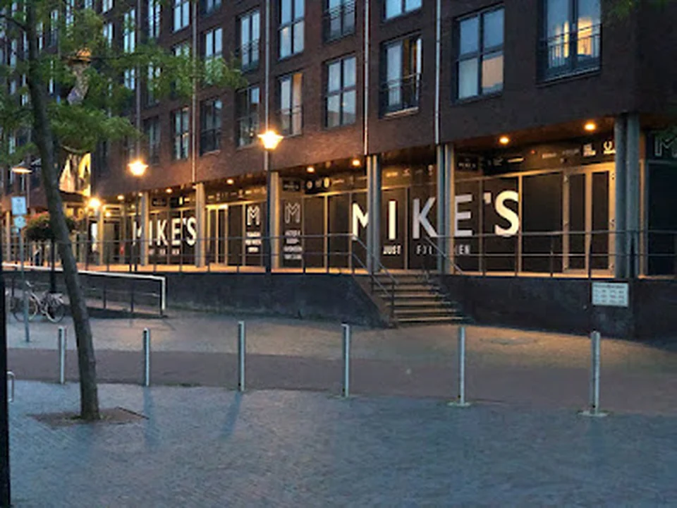 Mike's Just For Men, Rotterdam