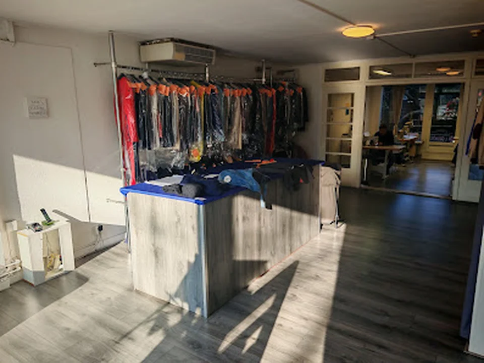 H. Kaya Kledingreparatie & Stomerij, Rotterdam