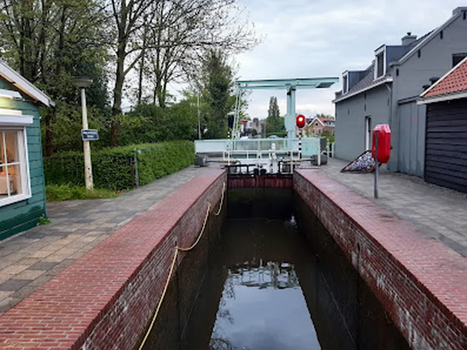 Berg- en Broekse Verlaat, Rotterdam