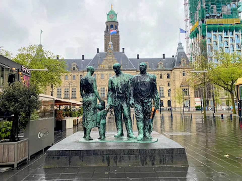 Monument voor Alle Gevallenen 1940 – 1945 🪖, Rotterdam