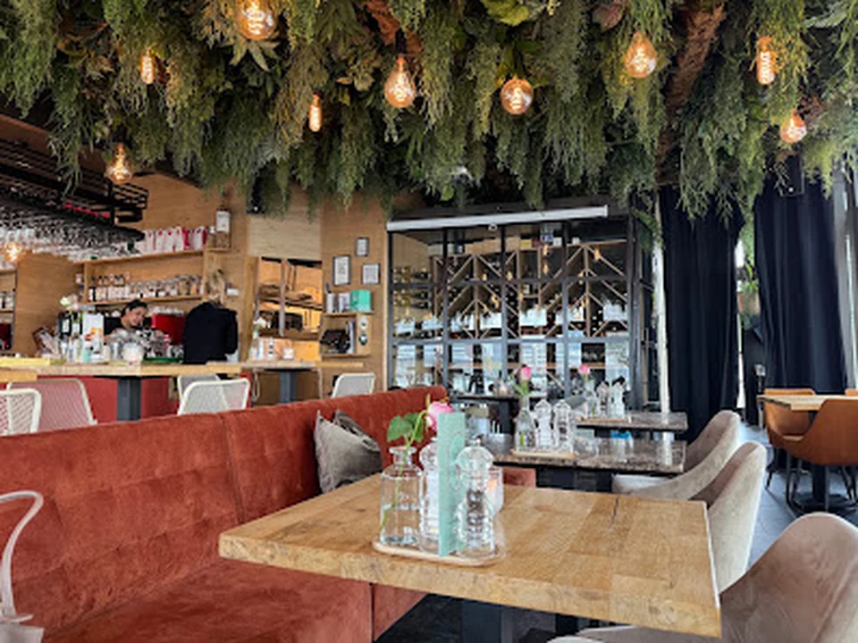Twenty7 aan de Maas, Rotterdam