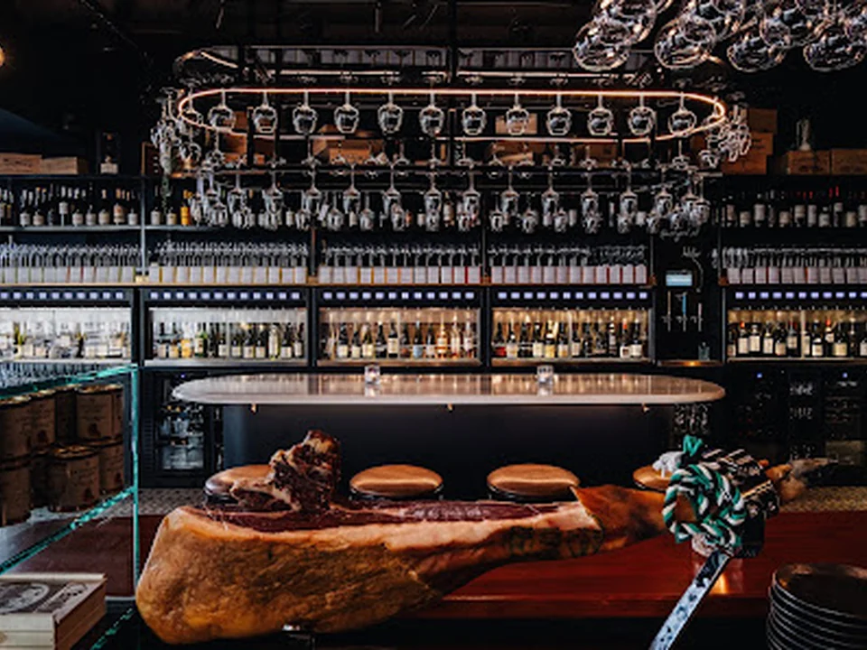 Wijnbar Walsjérôt, Rotterdam