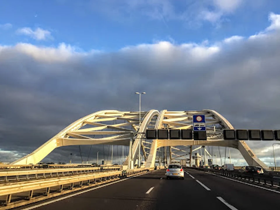 Van Brienenoordbrug, Rotterdam