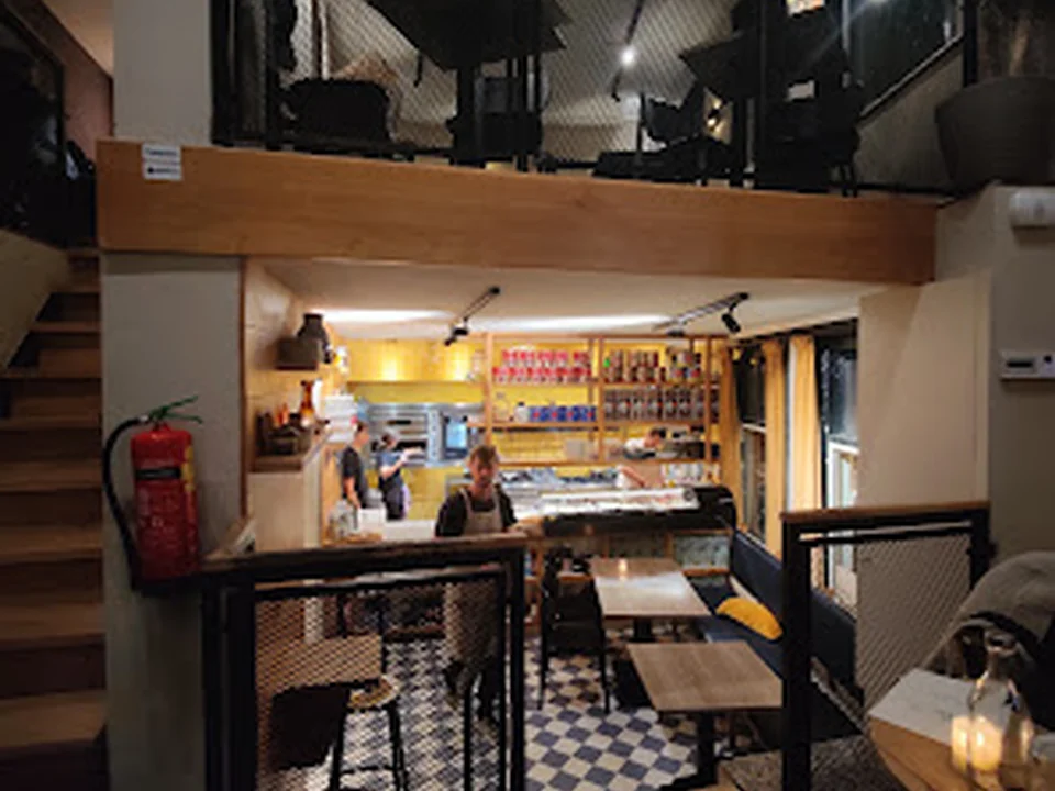 Piazza Lis (voorheen Osteria Liz), Rotterdam