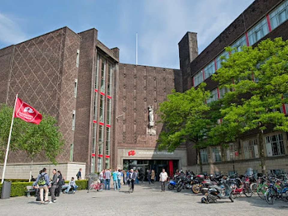 Hogeschool Rotterdam - Academieplein