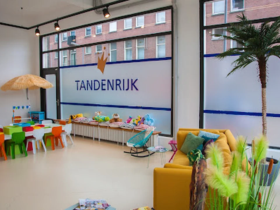 Tandenrijk, Rotterdam