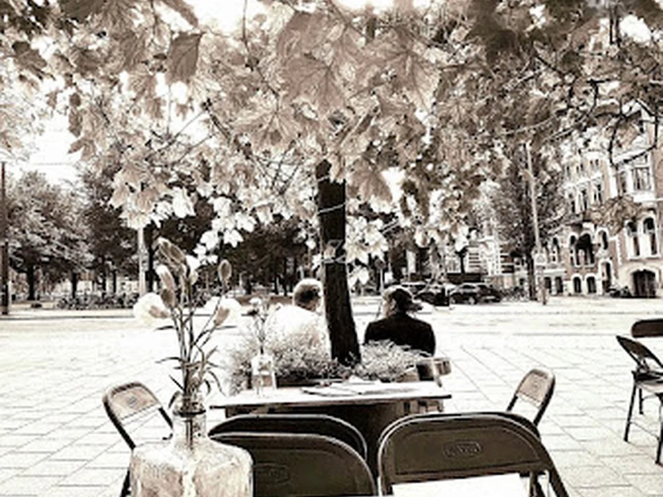 Charlie´s koffie- en wijnbar, Rotterdam