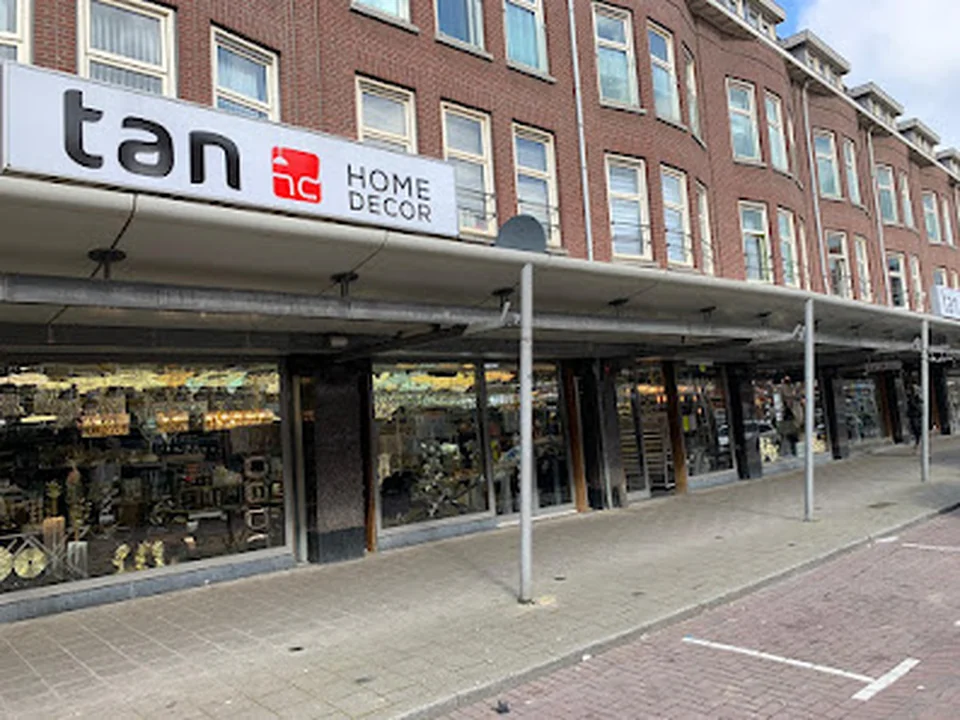 Tan Home Decoration, Rotterdam