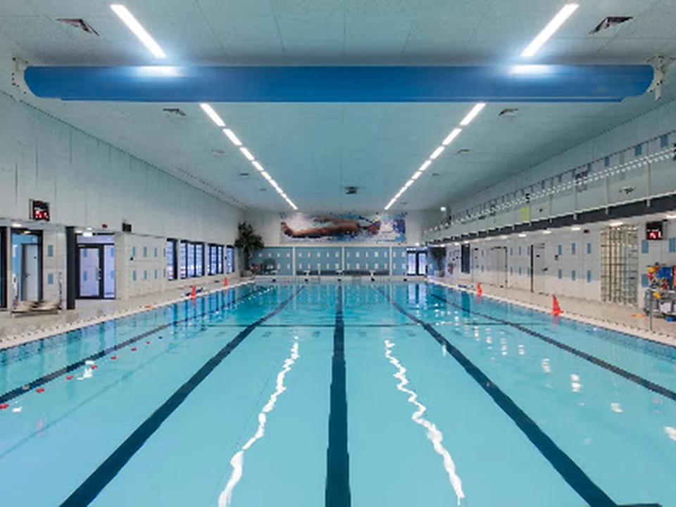 Zwembad IJsselmonde, Rotterdam