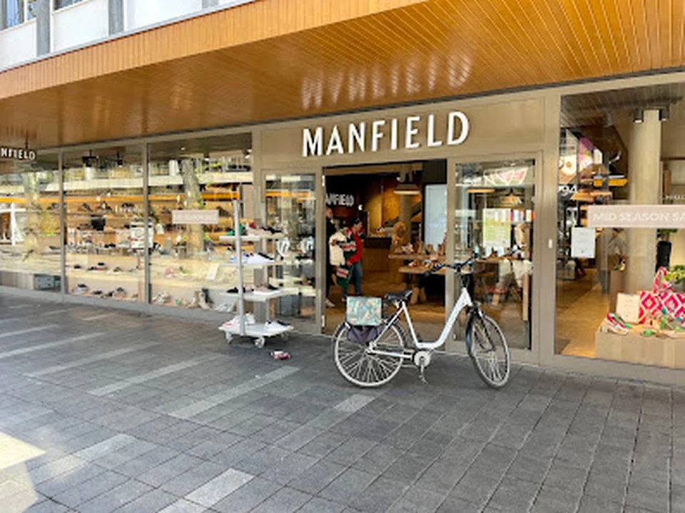 Manfield, Rotterdam