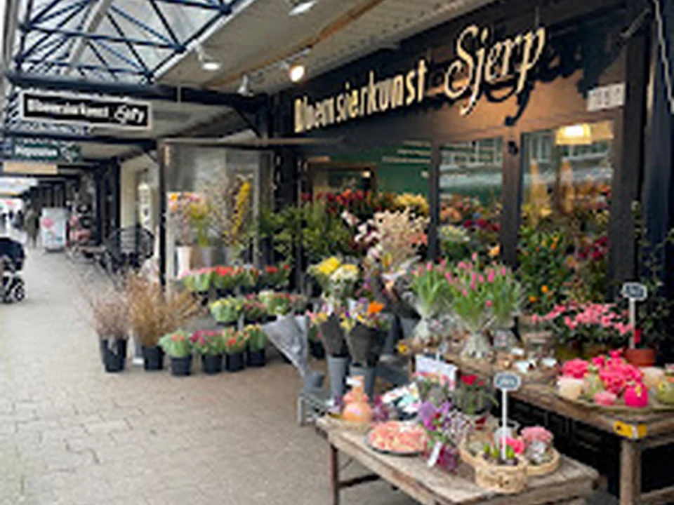 Bloemsierkunst Sjerp, Rotterdam