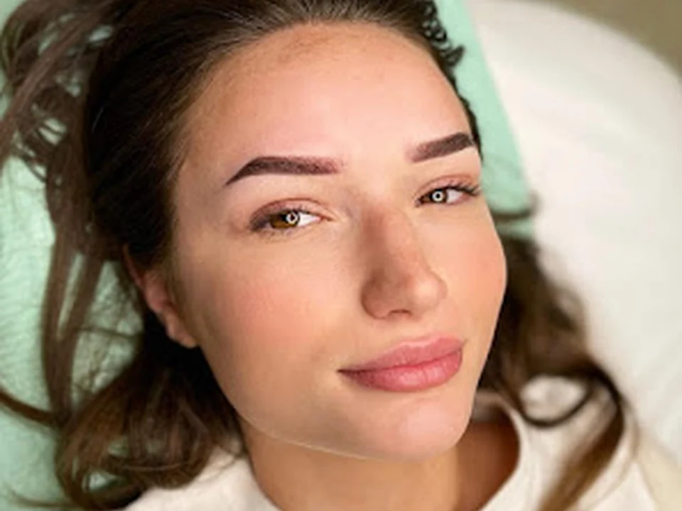 Face Facts & Style | PMU & Microblading Rotterdam.