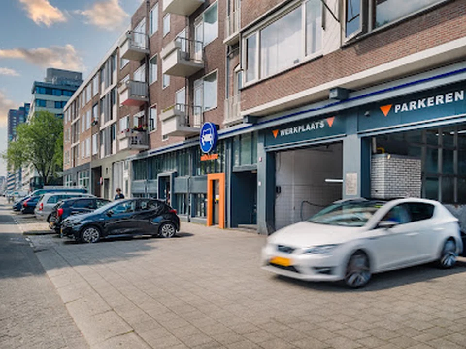Möller Autoschade Centrum, Rotterdam