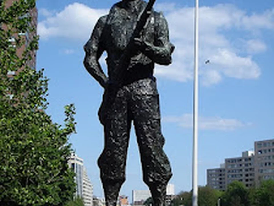 Mariniersmonument, Rotterdam