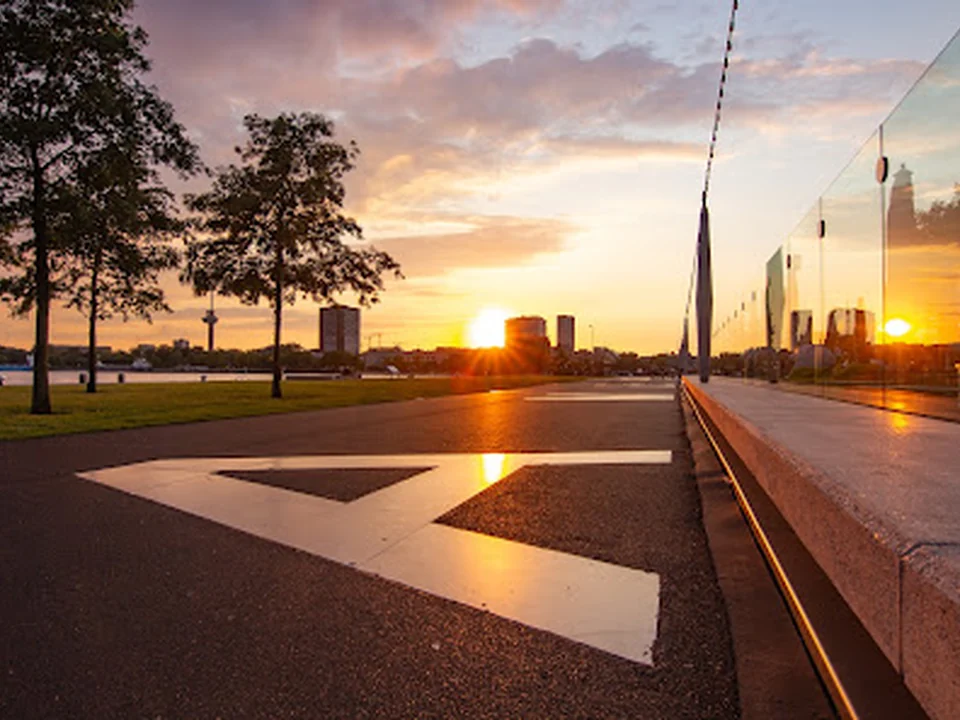 Aan de Maas Makelaardij, Rotterdam