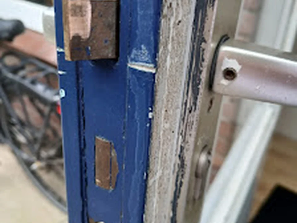 Slotenmaker Rotterdam B.A.R.T Rotterdam slotenmaker Locksmith Rotterdam