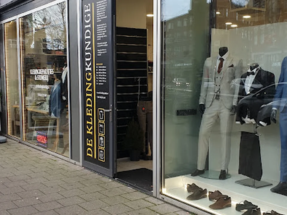 De Kledingkundige - Kostuums verkoop, op maat en kledingreparatie, Rotterdam
